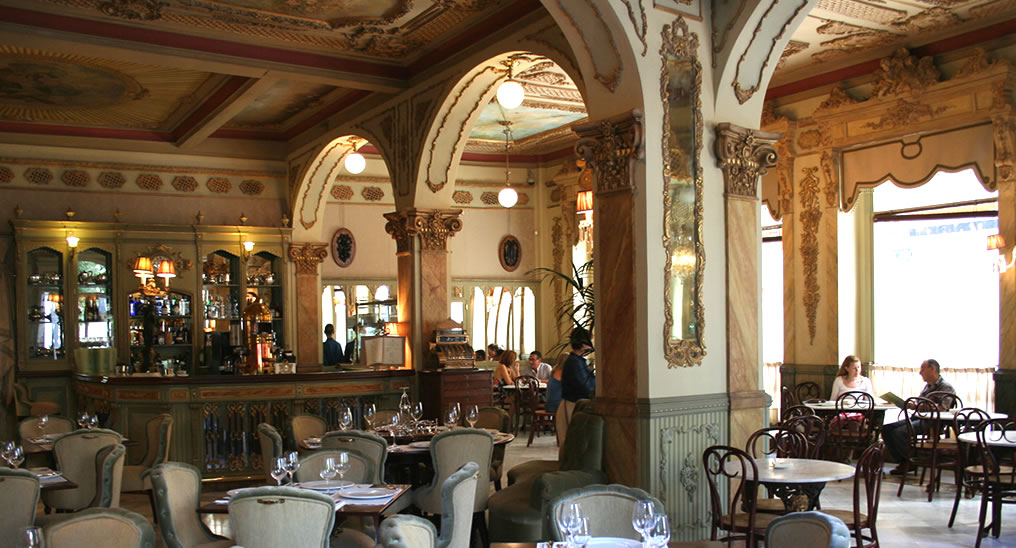 Decoración restaurantes en Cádiz - Café Royalty